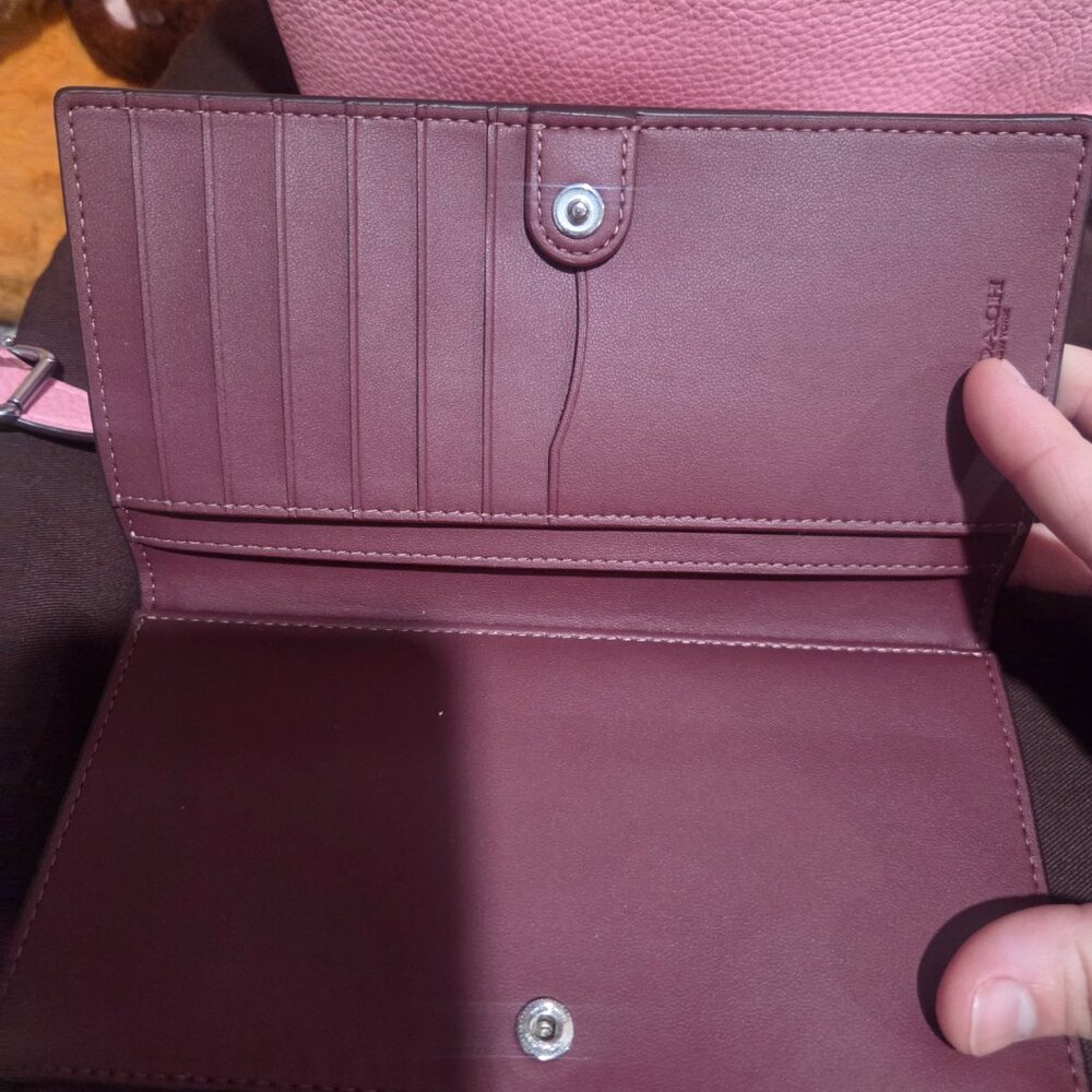 Pink Leather Coach bag and wallet - Picture 5 of 16
